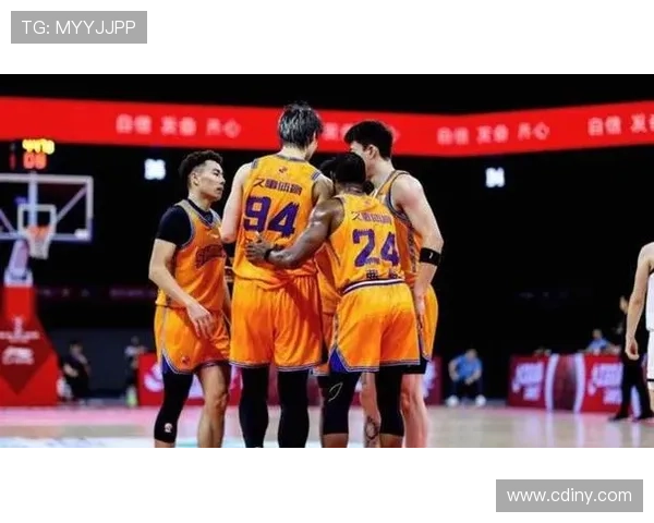 CBA常规赛上海领跑广厦紧随其后